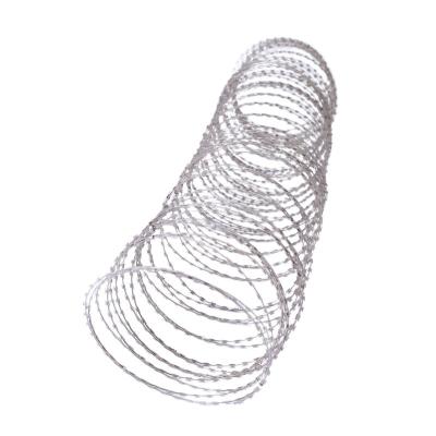 China Los nuevos productos se venden como pasteles calientes Cuchilla de cuchillo cuerda espinosa anti-robo jaula de garras red contra subir alambre de púas, arrastrar alambre de púas en venta