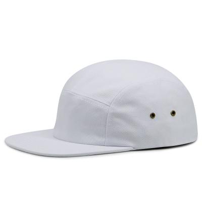 China COMMON Custom Unisex Solid White 100% Cotton Flat Brim 5 Panels Camp Hats Hats for sale