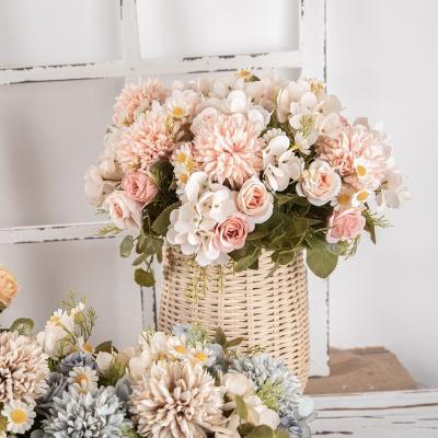 China Modern Autumn Color Chamomile bouquet Hot Selling Artificial Flower Wholesale Flowers Artificial For Wedding Garden Home Decor for sale