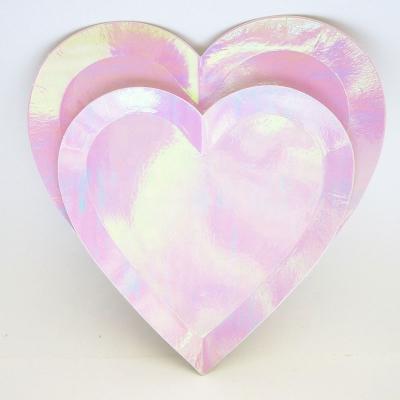 China Art Decor Heading Card Wrapped Heart Shaped Iridescent Foil Plates for Girls Party Wedding for sale