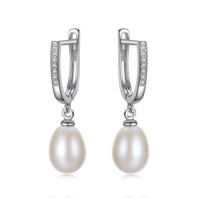 China 2020 New Trendy Circle Earring Style Ladies 18k Gold Plated Pearl Earrings for sale