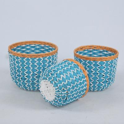 China New Design Sustainable Storage Basket Blue Color Woven Basket Paper Rope Vegetable Storage Basket for sale