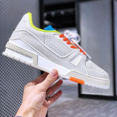 China 2021 Famous Designer Brand Sneaker Trainer Sweat-absorbent Sports Shoes Luxury Designer Running Shoes Sports Shoes for sale