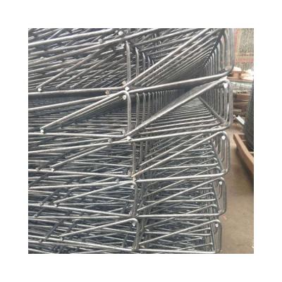 China Sustainable China Factory Anti Rust Roll Up Rolltop Welded Wire Mesh For Volleyball Court for sale