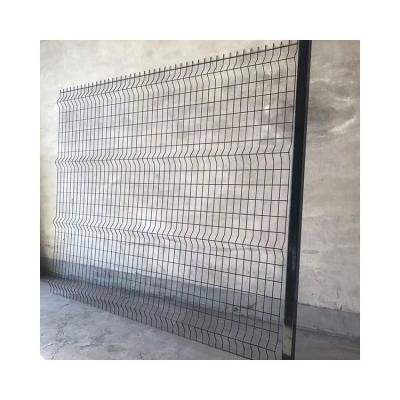 China Original Manufacturer Strong Protection Viable 304 Stainless Steel Curvy Welded Triangular Bend Wire Mesh Fence for sale