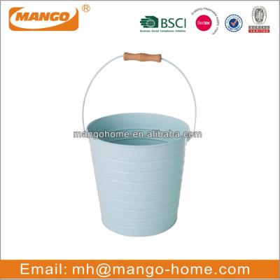 China Customized Colorful Stocked Design Handle Metal Gradening Wooden Bucket for sale