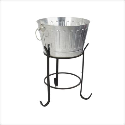 China Durable Standing Embossing Galvanized Ice Bucket Stainless Steel Beer Tub for sale