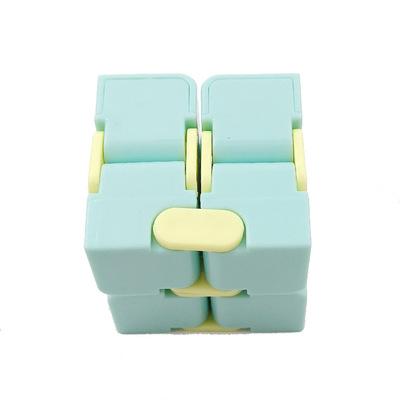 China New Plastic Educational Intellectual Raise Colorful Relaxing Infinity Cube Moving Person Toys Infinity Cube Moving Person Toy For Child for sale