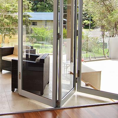 China Wholesale Modern Reflective Glass Front Entry Screen Translucent Glass Interior Folding Doors for sale