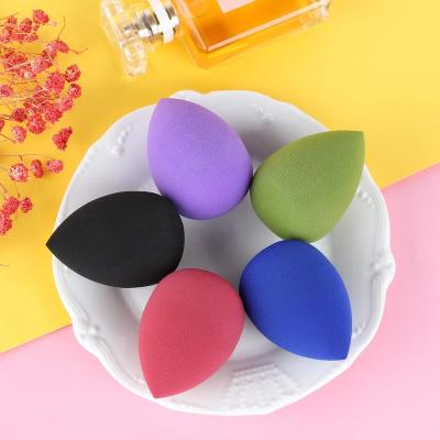 China Soft Dry And Wet Use Makeup Eggs For Powder Cream Or Liquid Application Makeup Sponges Egg Set for sale