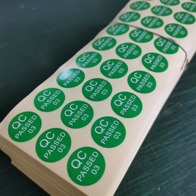 China 2021 Factory Waterproof Saling Roll Logo Sticker Custom Sticker Labels for sale