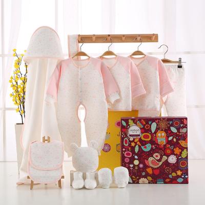 China MICHELY Autumn/Winter Baby Goods Anti-Shrink Pure Cotton Baby Clothes Set Gift Box Pure Color Baby Clothes Newborn for sale