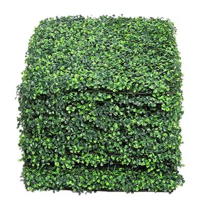 China Outdoor Indoor Decoration Custom Artificial Backdrop Ivy Foliage Leaf Glass Plant Greenery Wall For Indoor Outdoor Decor Plastic Grass for sale