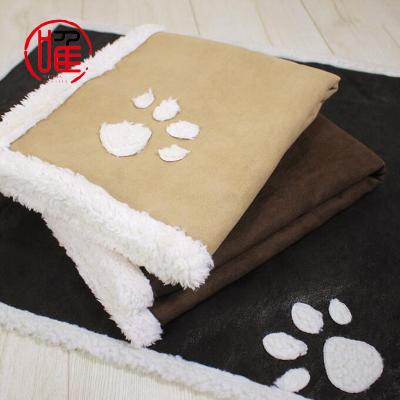 China Factory Direct Selling Good Quality Paw Prints Cotton Dogs Fleece Warm Soft Pet Viable Waterproof Blanket Various Covers for sale