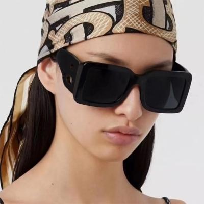 China Fashion Sunglasses Shape Shades B Logo Oversized Square Sunglasses Newest Wholesale Men 2021 Women B Logo Sunglasses for sale