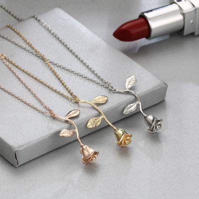 China TRENDY Necklaces Womens Statement Jewelry Fashion Tasty Gold Rose Flower Pendant Chain Necklace for sale