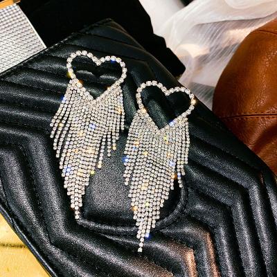 China 2021 TRENDY Heart Shape Rhinestone Statement Earrings for sale