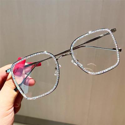 China 2021 Bling Fashion Sunglasses Shade Square Rhinestone Sunglasses For Women for sale