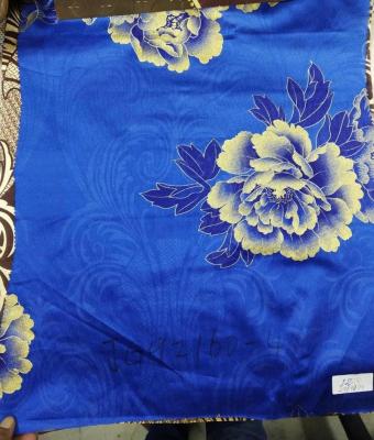 China JG92160-4 Size Blue Foldable Quality Gold Design Polyester Knit Mattress Fabric for sale