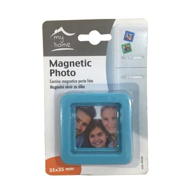 China Dollar Plastic Items Magnetic Photo Frame for sale