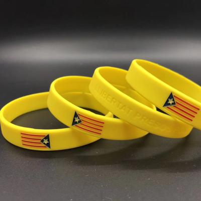 China Custom advertising wrist band eco-friendly cheap promotion gift wholesale gifts logo silicone wristband no minimum for sale