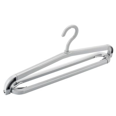 China Minimalist Stretch Coat Hangers Laundry Hangers Rotate Plastic Hanger for sale