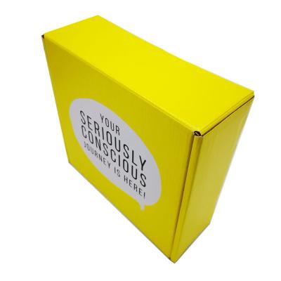 China Recycled Big Size Clothing Materials Yellow Paper Cardboard Color Retail Box Packaging , Clothing Packaging Box for sale