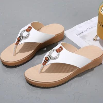 China Custom EVA Leather One Piece Fashion Flip Flop Slipper Women Slipper Female Ladies Slipper Shoes For Beach Slides for sale