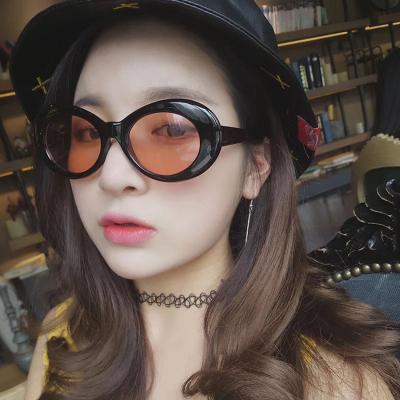 China Retro Fashion Sunglasses Round Frame Sunglasses for sale