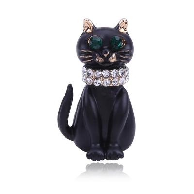 China Fashion Cute Cat Brooch Plating ALLOY Diamond Alloy Rhinestone Animal Brooch for sale