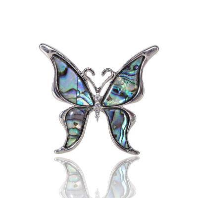 China Eco-Friendly Luxury Baroque Natural Shell Butterfly Brooch Pin For Men for sale