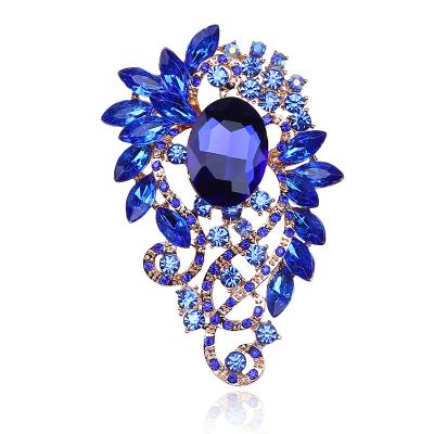 China Large fashionable rhinestone crystal brooch for garment accessory for sale