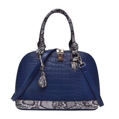 China NATIONAL Fashion Quality Ladies Handbags Women Hard Shell Shape Bag for sale