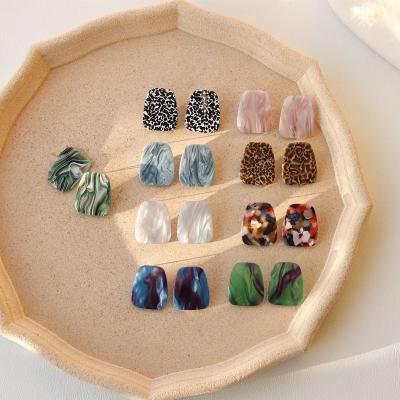 China MuXi cute and fresh 2021 hot sale fashion girl trapeze leopard print acrylic resin simple cute earrings for sale