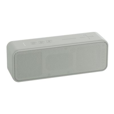 China IPX7 Waterproof Super Bass Bluetooth Woofer Speaker 2200mAh zu verkaufen