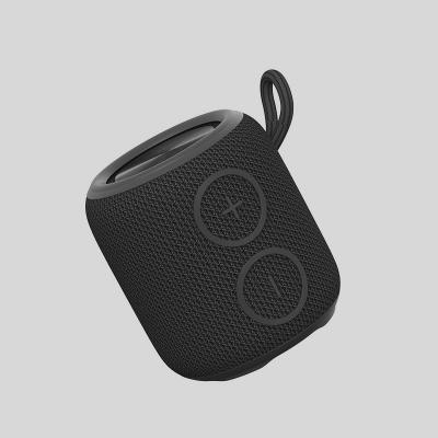 Cina Mini IPX7 Waterproof Portable Outdoor Speaker with 6 Watts Power Output in vendita