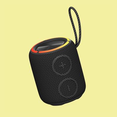 China Fuente de alimentación altavoz Bluetooth inalámbrico V5.3 impermeable IPX7 TPU ABS de tejido 16W altavoz en venta