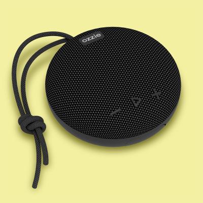 China IPX7 Waterproof Mini Outdoor Speaker With 10-24 Hours Playing Time for sale