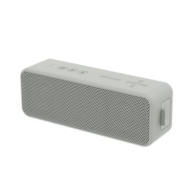 China Presidentes al aire libre blancos de 2200mAh Bluetooth, ODM estupendo de Bajo Portable Speaker en venta