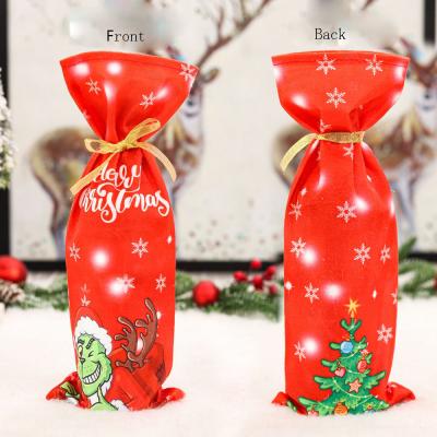 China Christamas Table Decoration YQ-034 New Arrival Cloth Christmas Wine Bottle Covers For Christmas Party Mini Santa Hat Wine Bottle Covers for sale