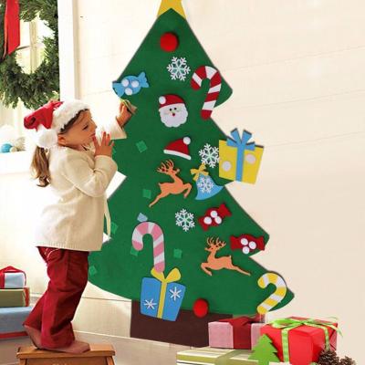 China HU-226 Fashionable Felt Christmas Tree DIY Christmas Decorations Wall Hanging Gifts For Kids for sale