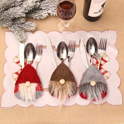 China Fashionable Christmas Flatware Rack Christmas Silverware Holder Christmas Cutlery Bags YQ-2209 for sale