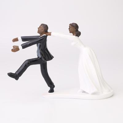 China Polyresin YK-181 Wedding Black Bride and Groom Engagement Party Decorations Cake Topper for sale