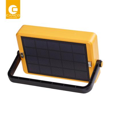 China Emergency Lighting Outdoor High Efficiency Solar Portable Lights with Solar Power Bank with Flash Light LED Lamp for Camping for sale