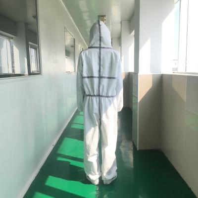 China One-time Liquid Disposable Microporous Bound Type 5/6 Chemical Resistance Seam Coverall Protect Clothing for sale