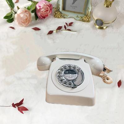 China Retro Decorative Telephone In The Home Hot Sale Telephone Vintage Antique A Guestbook Wedding Audio Telephone for sale