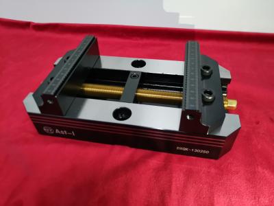 China Precision Self Centering Vise 16Kg 5 Axis Machine Vise 150250 for sale