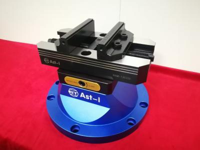 China Gripper Teeth Axis Fixtures 77mm Dovetail Fixture CNC For 5 Axis Riser for sale