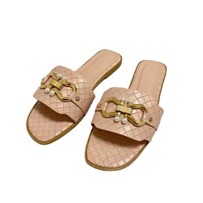 China Customized lightweight ladies flat slippers/woman rubber slipper for sale