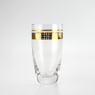 China New Classic / Postmodern Raymond Machine Made Gold Pattern Straight Beverage Water Beer Glass Mug /whiskey Mug for sale